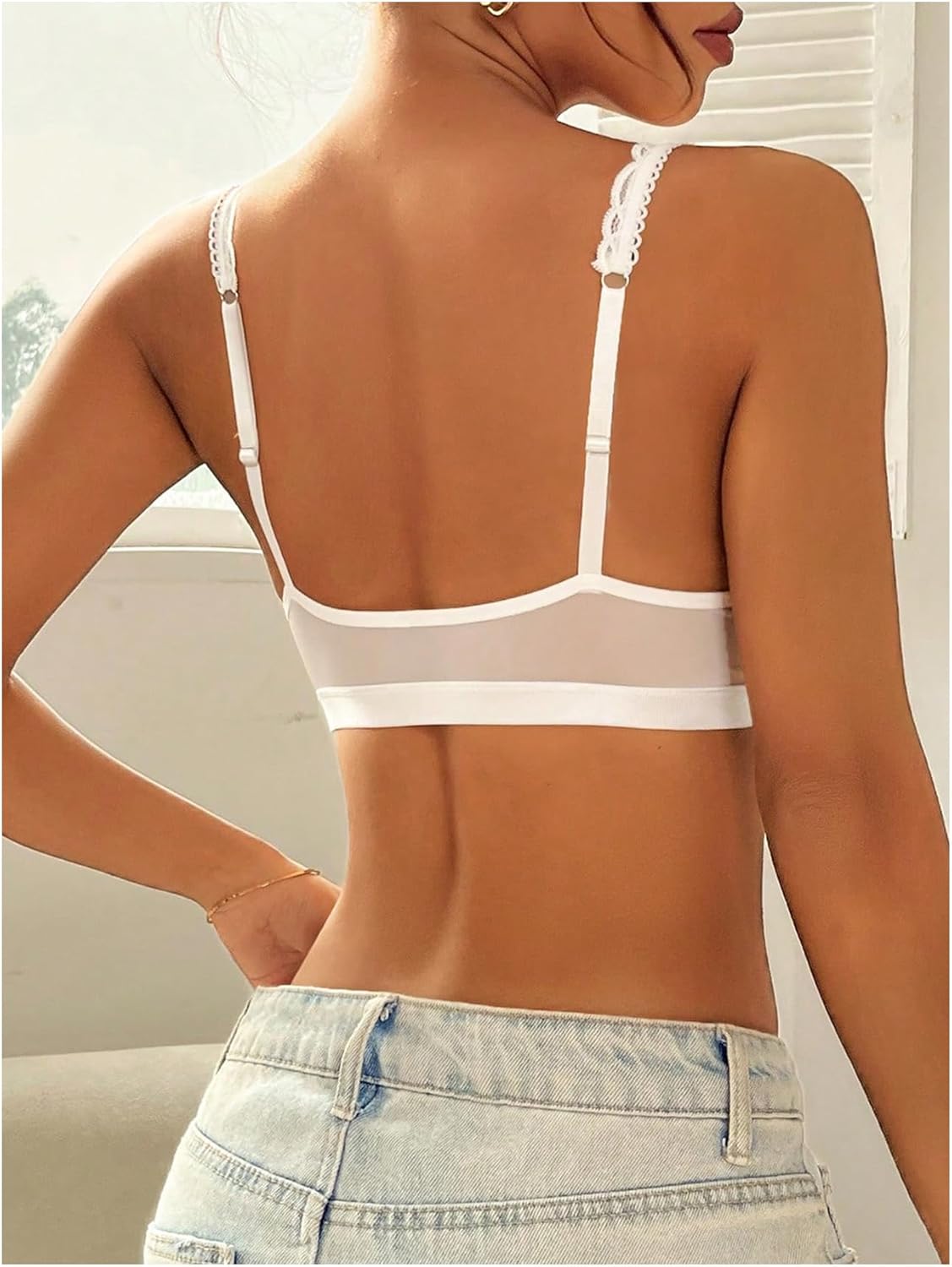 Women's Lace Bras Deep V Neck Wireless Bra Comfort Everyday Bralette - Image 2